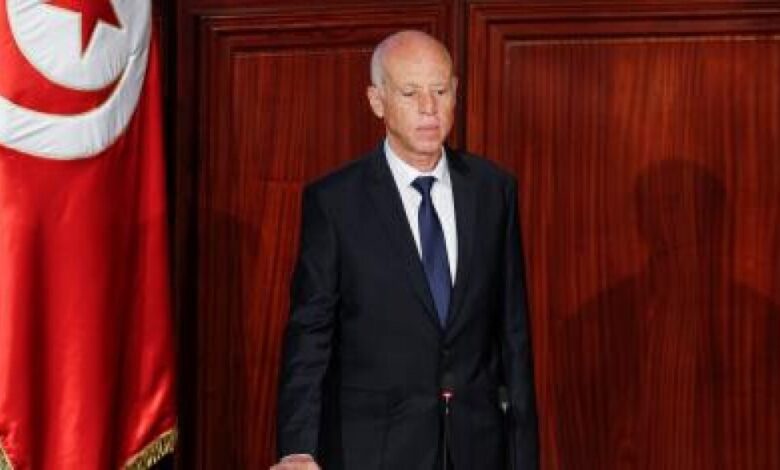 الرئيس التونسي يؤدي اليمين الدستورية ويتسلم مهام رئاسة تونس