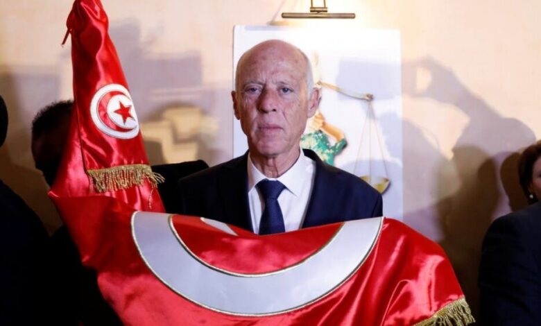 تونس.. قيس سعيد يدخل القصر رسمياً وتحديات كبرى تنتظره