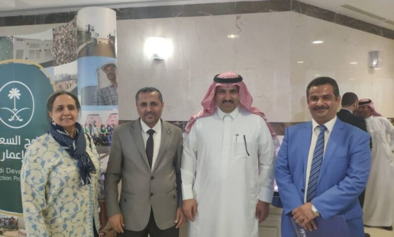 السفير السعودي يلتقي بوكيل محافظة عدن