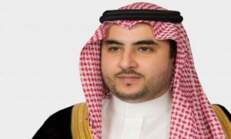 نائب وزير الدفاع السعودي يجري مباحثات مع مسؤولين في سلطنة عمان