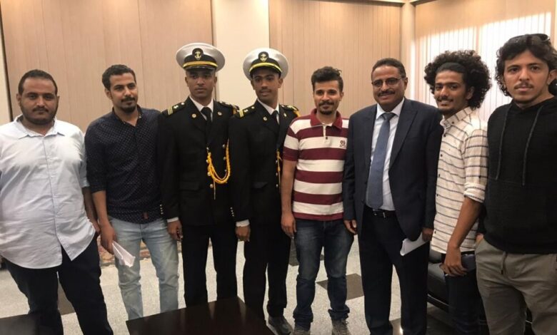 وزير النقل يلتقي الطلاب اليمنيين الموفدين من مرافق النقل بالأكاديمية البحرية بالإسكندرية