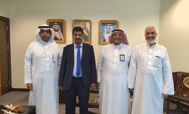 القائم بأعمال مدير عام مطار عدن الدولي يلتقي رئيس الهيئة العامة للأرصاد السعودي بجدة 