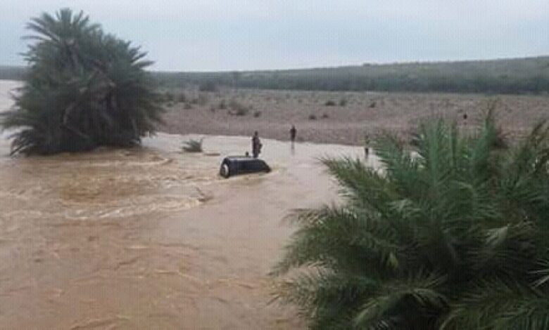 سقطرى : السيول تجرف عدد من الحيوانات والمواشي و خسائر على منازل المواطنين