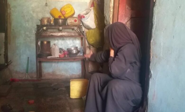 الفرار من الموت إلى البرد.. عدو جديد يفتك بالنازحين والفقراء في اليمن(تقرير)