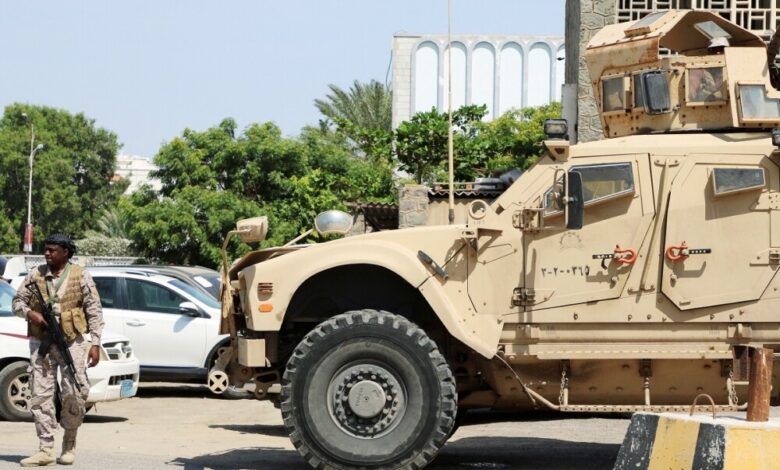 وصول قوات عسكرية سعودية إلى عدن "فيديو"