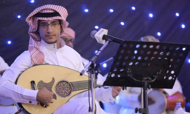 الفنان الشاب احمد حسن باحشوان لـ(عدن الغد): حققت الشهرة والانتشار في المملكة واسعى للانتشار عربياً
