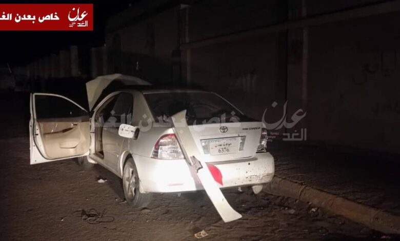 عاجل:  تفجير سيارة الناشط السياسي مصطفى المنصوري بعدن