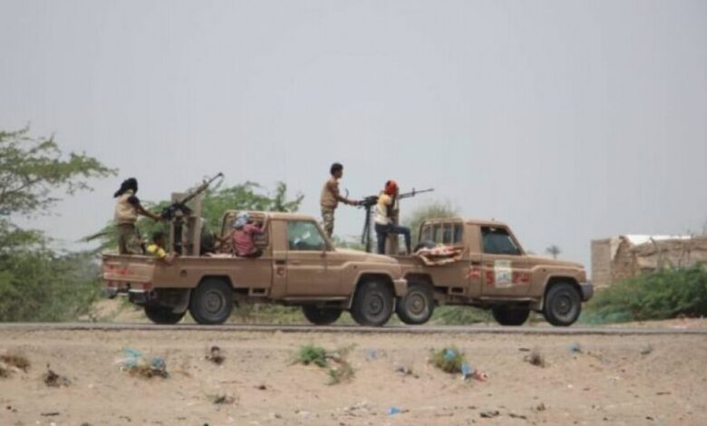 القوات المشتركة تكسر محاولتي تسلل للحوثيين في حيس وتوقع في صفوفهم قتلى وجرحى