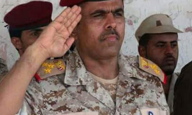 قائد اللواء 39 مدرع يهنئ الرئيـس هادي والشعب اليمني بالذكرى الـ58 لثورة 26 سبتمبر المجيدة