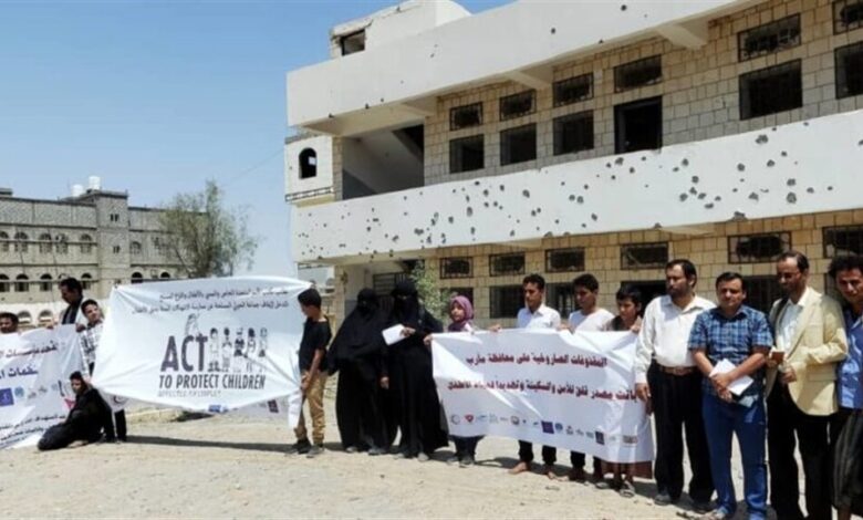 استنكار حقوقي واسع يندد بقصف الحوثي لأحدى المدارس في محافظة مارب