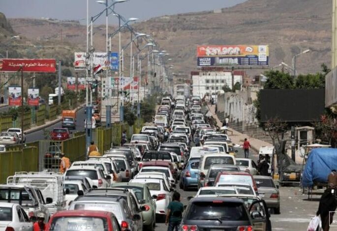 الحوثيون يفتعلون أزمة وقود جديدة في صنعاء