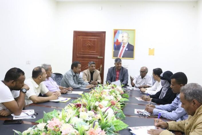 الدائرة الإعلامية للمجلس الإنتقالي  تعقد أول اجتماعاتها مع الإدارات الإعلامية بالعاصمة عدن