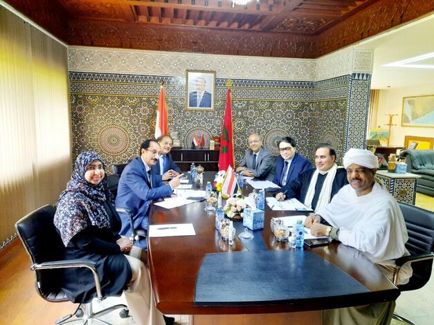 سفير اليمن في المغرب يبحث مع مدير عام الإيسيسكو الشراكة بين الجانبين