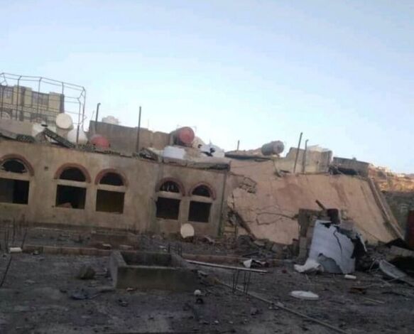 تعز...مليشيات الحوثي تفجر 6 منازل لمواطنين شرق المدينة
