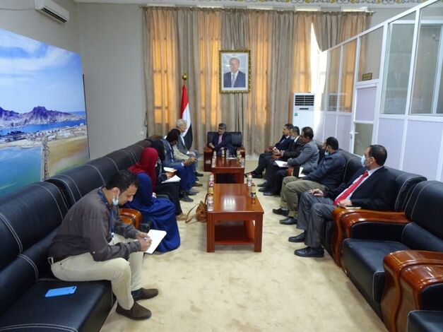 نائب وزير التخطيط والتعاون الدولي يناقش مع أمين عام المجلس النرويجي إمكانية التدخل في مأرب ومشاريعهم في اليمن