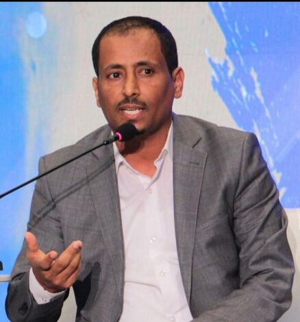 سياسي يمني: كل المقاربات الامريكية تتجاهل الأزمة والحرب في اليمن