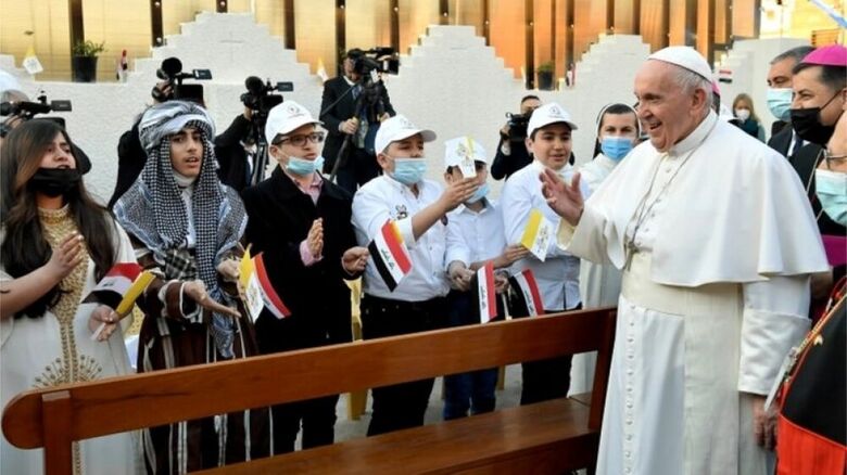 عرض الصحف البريطانية - البابا فرنسيس: "شعب العراق في حاجة إلى أكثر من الأمنيات والمناشدات الحماسية"