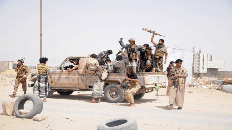 مأرب.. الحوثيون يشنون هجومًا في الجهة الغربية لتعويض خسارتهم جنوبًا