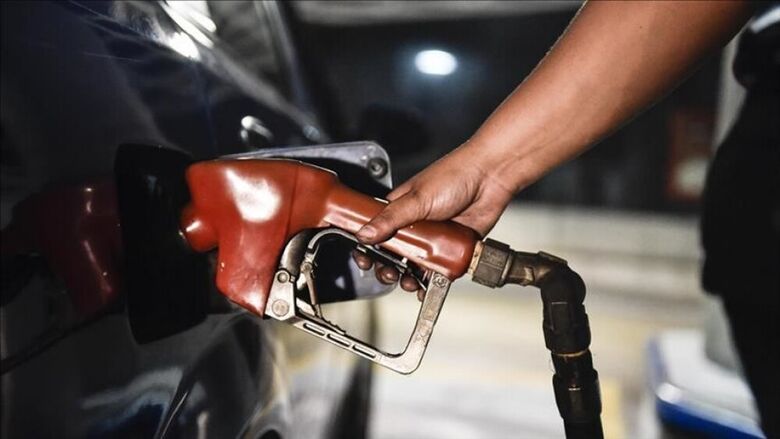 رفع اسعار الوقود رسميا بعدن لتتساوى مع السوق السوداء