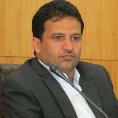 قيادي حوثي يتهم السفير البريطاني بدعم اعمال تخريب في صنعاء