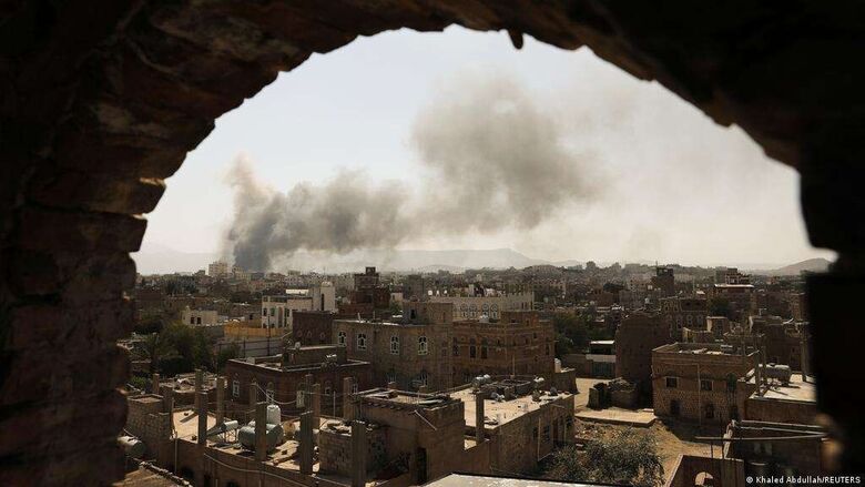 صحيفة إماراتية: الأمل في تحقيق السلام في اليمن يتضاءل 