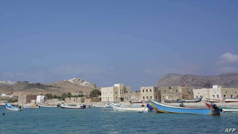القارب الغارق يضم 200 شخص.. انتشال جثث 25 مهاجرا قبالة اليمن