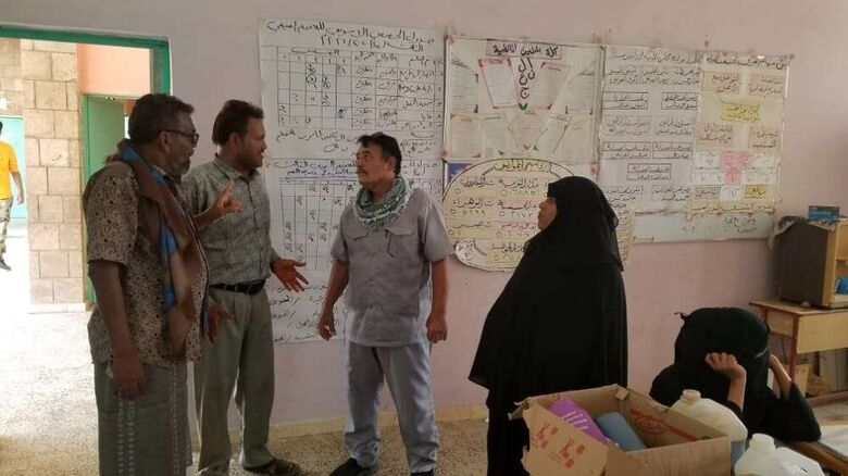 وكيل محافظة لحج العميد المرفدي يتفقد المخيم الصيفي في مدرسة النعج بحوطة لحج