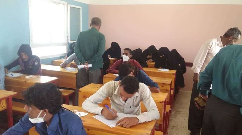 مدير مكتب التربية والتعليم بخنفر يتفقد سير الاختبارات في شقرة والخبر