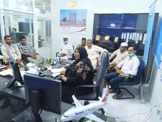 لقاء بسيؤن يناقش سبل التعاون المشترك بين الخطوط الجوية اليمنيه منطقة سيؤن ووكالات السفر بوادي حضرموت