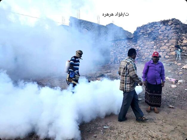 مديرية الحصين تنفذ حملة رش ضبابي لمكافحة البعوض الناقل لأمراض الحميات