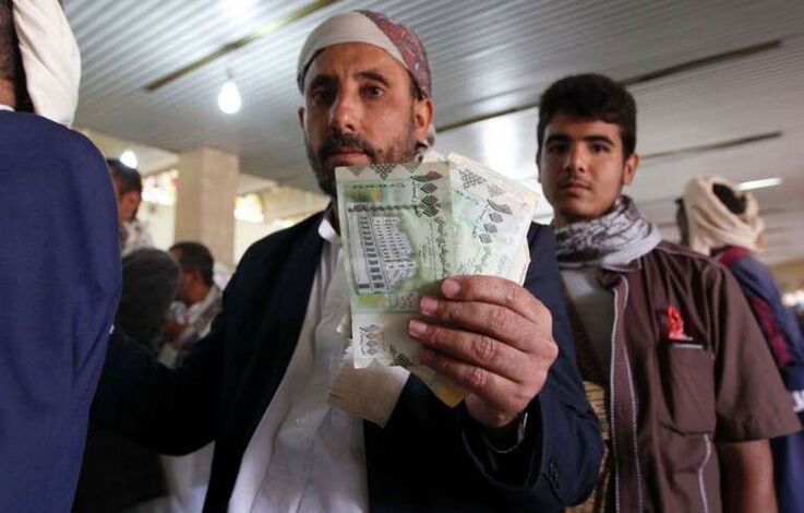 المساجدي: الإجراءات الحوثية في القطاع الاقتصادي والمصرفي يقابله تراخ من قبل الشرعية 