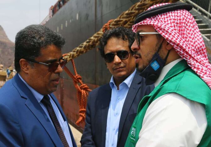 الشاذلي يشيد بمشاريع البرنامج السعودي لتنمية وإعمار اليمن في عدن