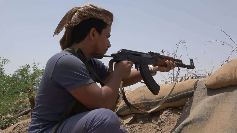 قوات اللواء الثامن عمالقة تكسر تسلل لمليشيا الحوثي شرق التحيتا