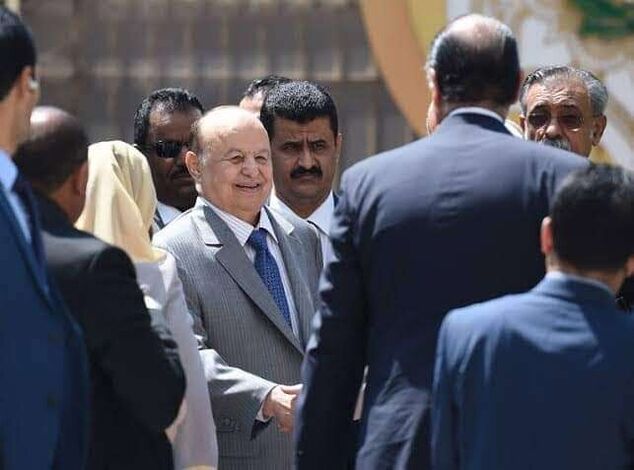 عاجل : الرئيس هادي يعود إلى الرياض عقب رحلة علاجية ناجحة في امريكا