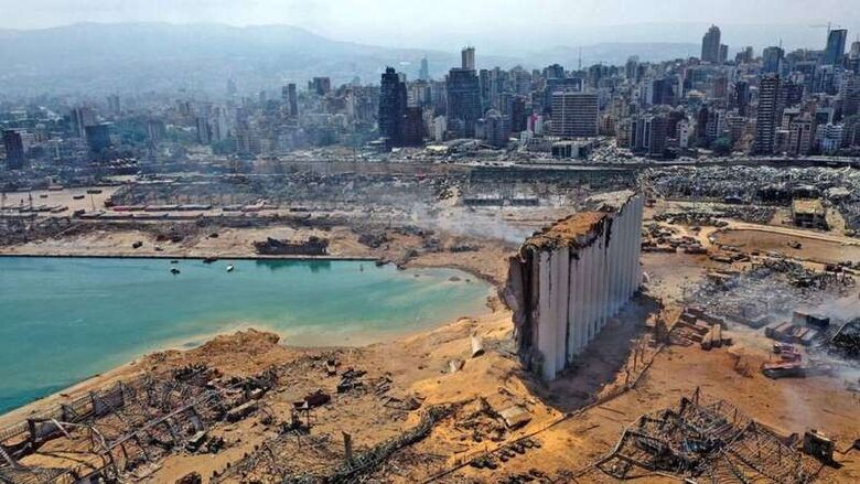 عرض الصحف البريطانية:عام على انفجار بيروت: لبنان يغرق في مستنقع الفساد