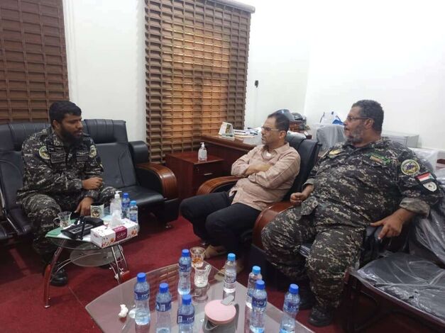 قائد قوات حماية المنشآت يلتقي مدير شرطة الممدارة