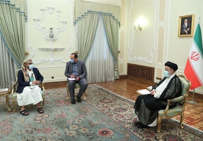 ماذا قال الرئيس الإيراني خلال لقائه ناطق الحوثيين في طهران..؟