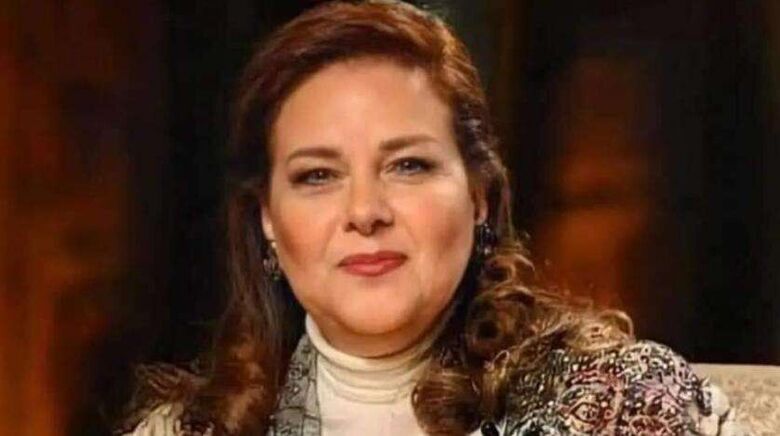 وفاة الفنانة المصرية دلال عبد العزيز بعد أشهر من رحيل زوجها سمير غانم