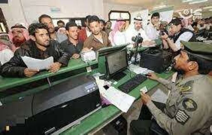 مئات اليمنيين يفقدون وظائفهم في السعودية