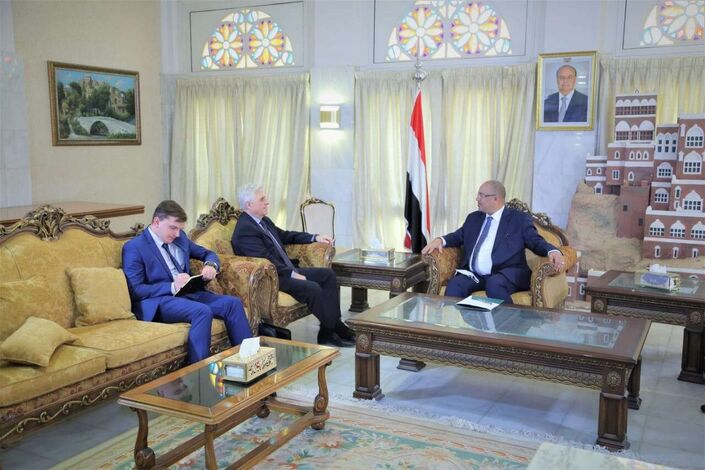 باذيب يبحث مع السفير الروسي والقائمة بأعمال السفير الأمريكي دعم اليمن اقتصاديا وإنسانيا