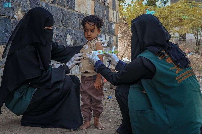 53 ألف مستفيد من مشروع الرعاية الصحية الأولية لمركز الملك سلمان في اليمن
