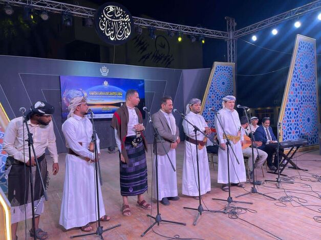 فرقة شباب المركز الثقافي اليمني بالقاهرة  تلهب حماس الجمهور العربي في مهرجان سماع الدولي