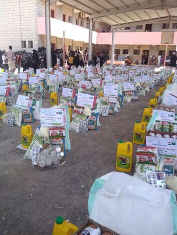 مدير عام البريقة يدشن مشروع توزيع 200 سلة غذائية للأسر الأشد ضعفاً في منطقة صلاح الدين