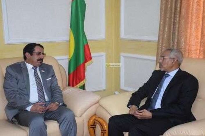 العرادة يبحث مع وزير الدفاع الموريتاني تعزيز التعاون في مجال الدفاع