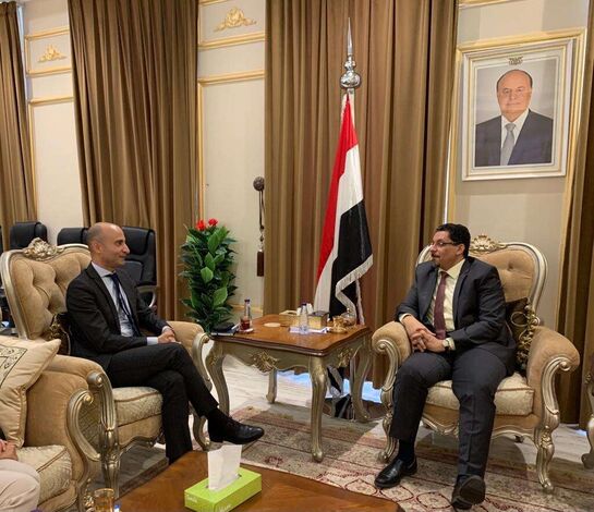 بن مبارك يناقش مع سفير فرنسا مستجدات الأوضاع في اليمن
