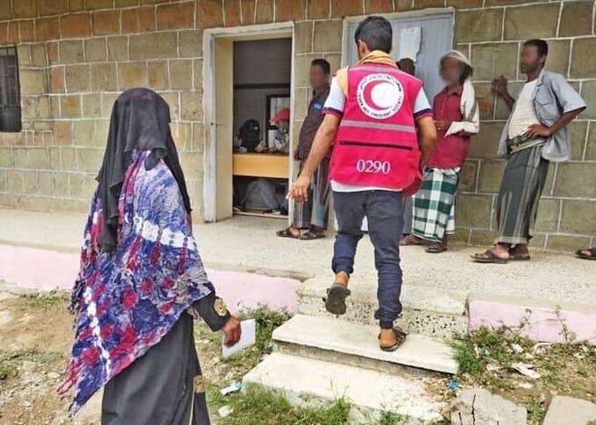 اللجنة الدولية للصليب الأحمر تقدم مساعدة نقدية ل1252أسرة بالوازعية