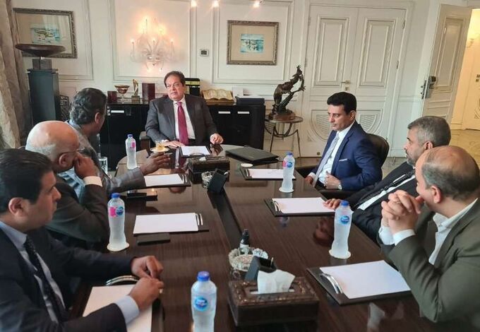سفير اليمن لدى مصر  يلتقي عضو مجلس النواب المصري ورئيس مجلس ادارة مجموعة سيراميكا كليوباترا