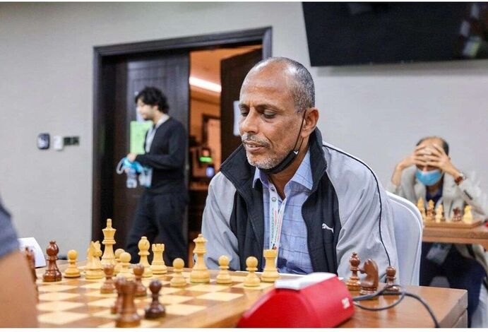 العقربي ينتصر على بطل الامارات والعرب في بطولة العرب الفردية للشطرنج