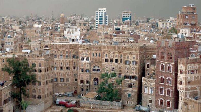 الانقلابيون يعاودون استهداف صنعاء «القديمة» لتغيير هويتها