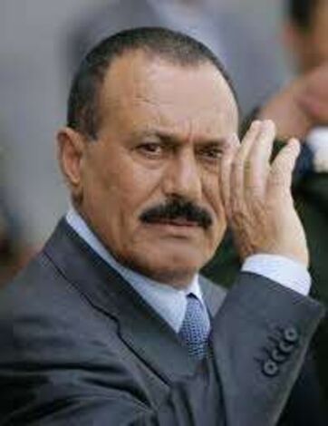 الصحفي هيثم جسار :في مثل هذا اليوم وقبل أربعة أعوام بكت اليمن على رحيل الزعيم صالح